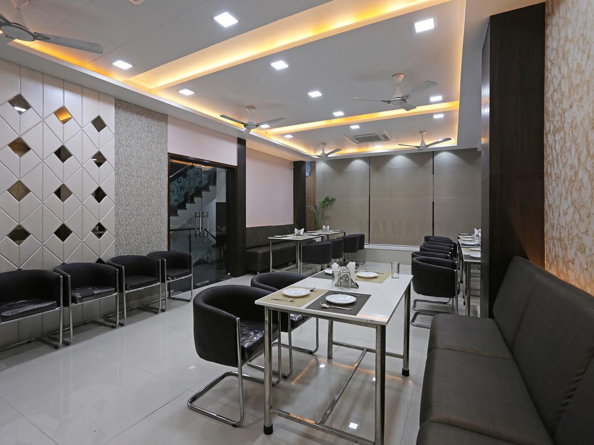 Oyo 10360 Hotel Grand Manoranjan Gorakhpur Bagian luar foto